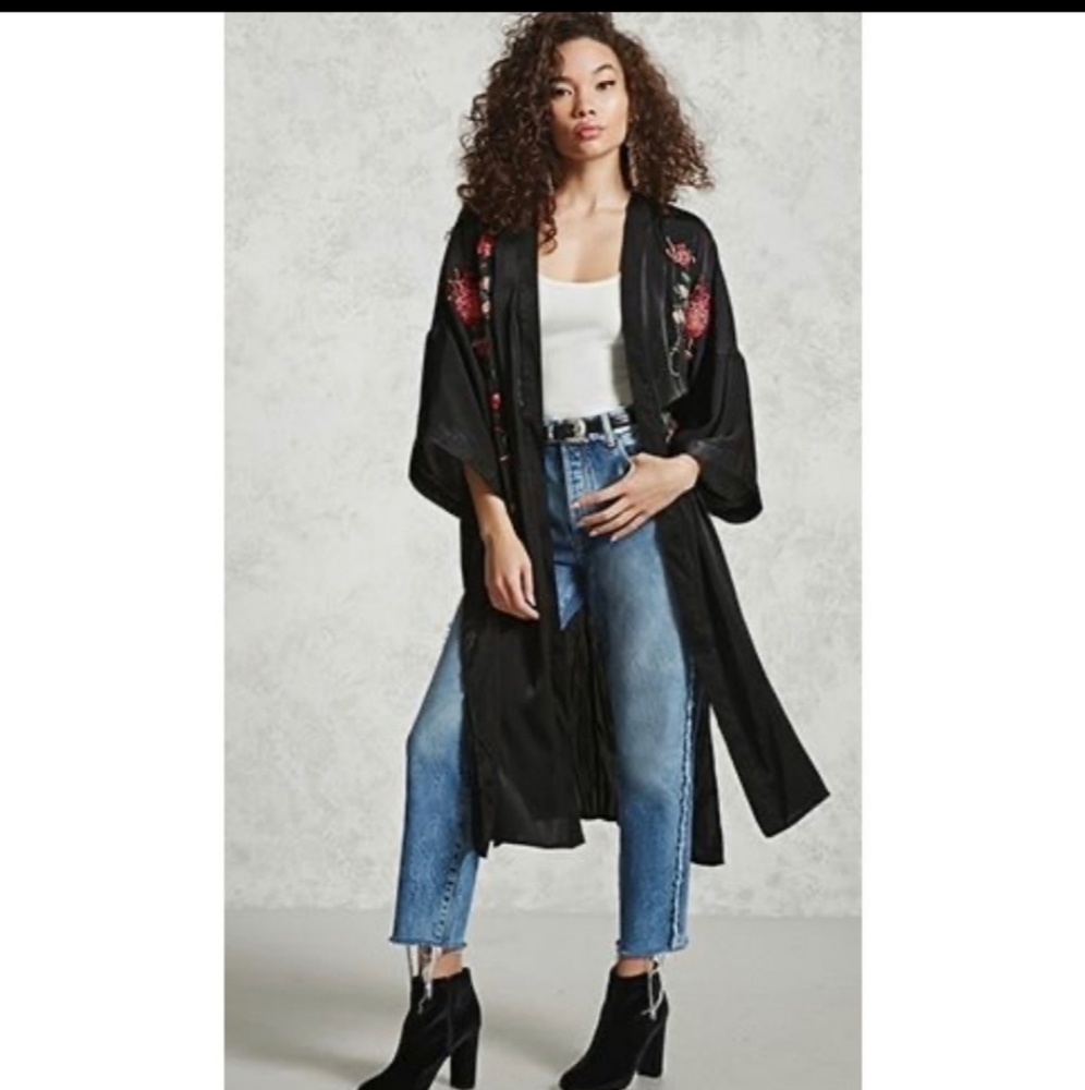 F21 Contemporary Kimono